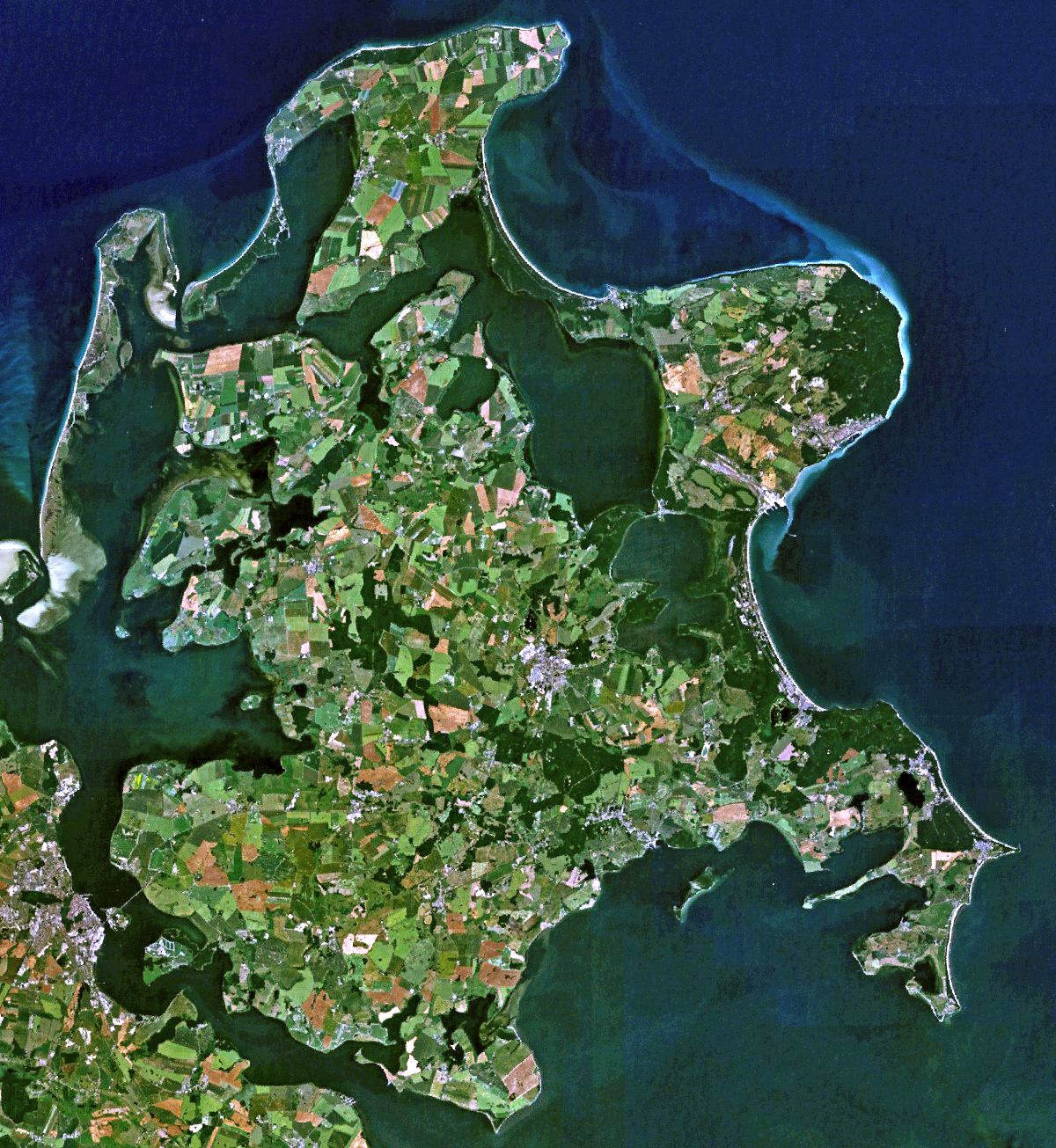 Satellite_Image_of_Ruegen.jpg