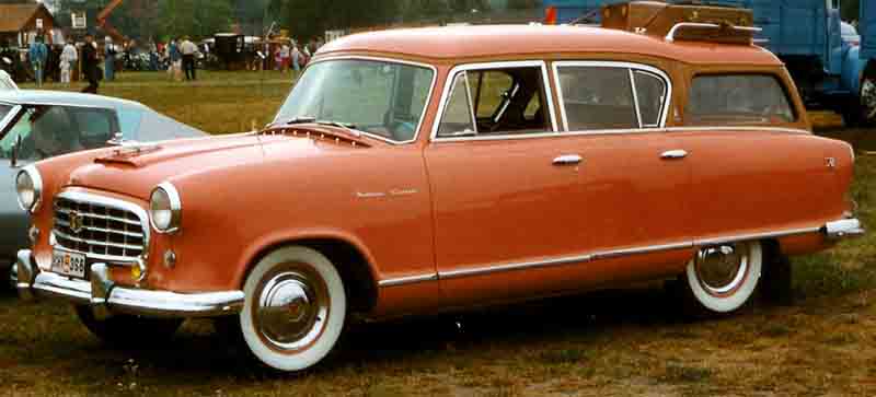 Nash_Rambler_Cross_Country_1955.jpg