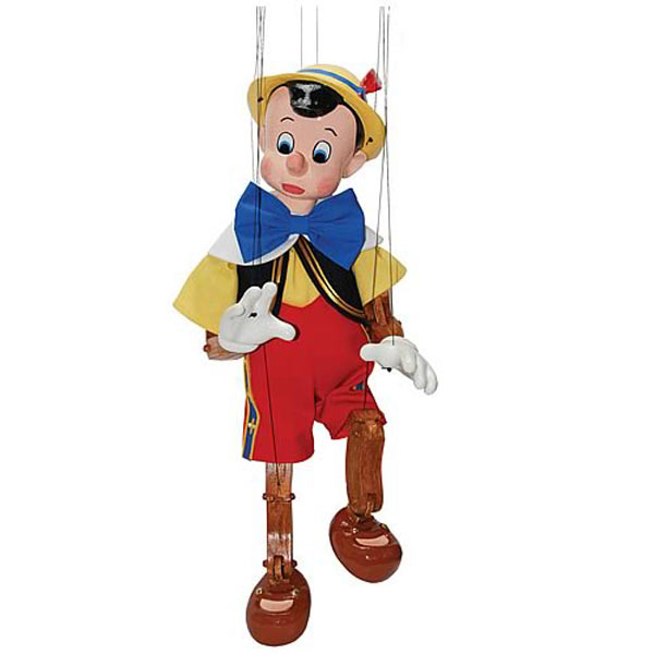 disney-pinocchio-lifesize-marionette-1.jpg