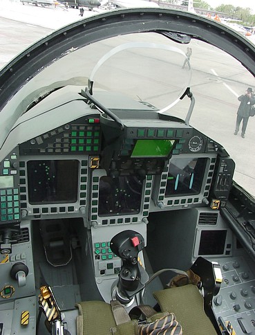 Eurofighter_cockpit.jpg